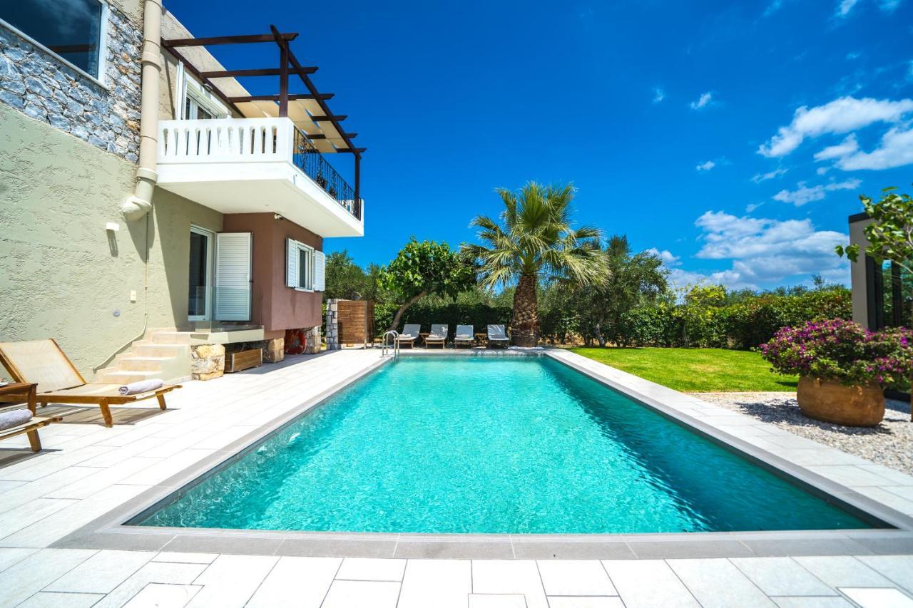 Petronila Luxury Villa With Heated Private Pool Kíssamos Exterior foto