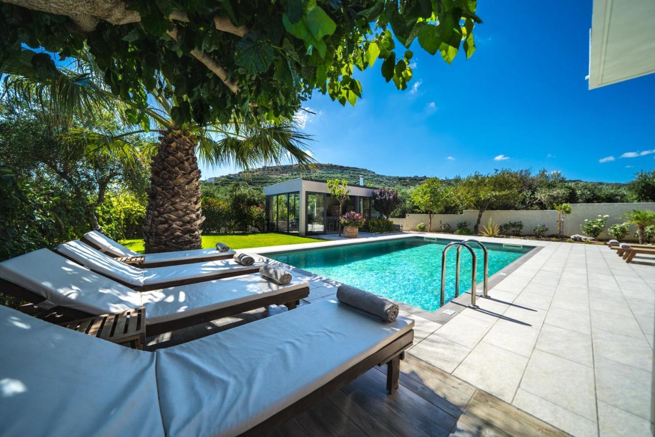 Petronila Luxury Villa With Heated Private Pool Kíssamos Exterior foto
