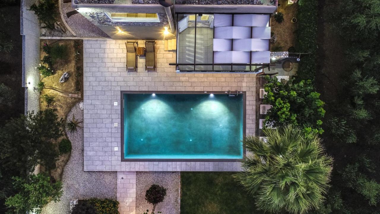 Petronila Luxury Villa With Heated Private Pool Kíssamos Exterior foto