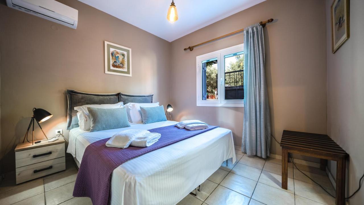 Petronila Luxury Villa With Heated Private Pool Kíssamos Exterior foto